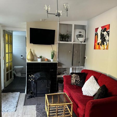 The Chalet Galway Bagian luar foto